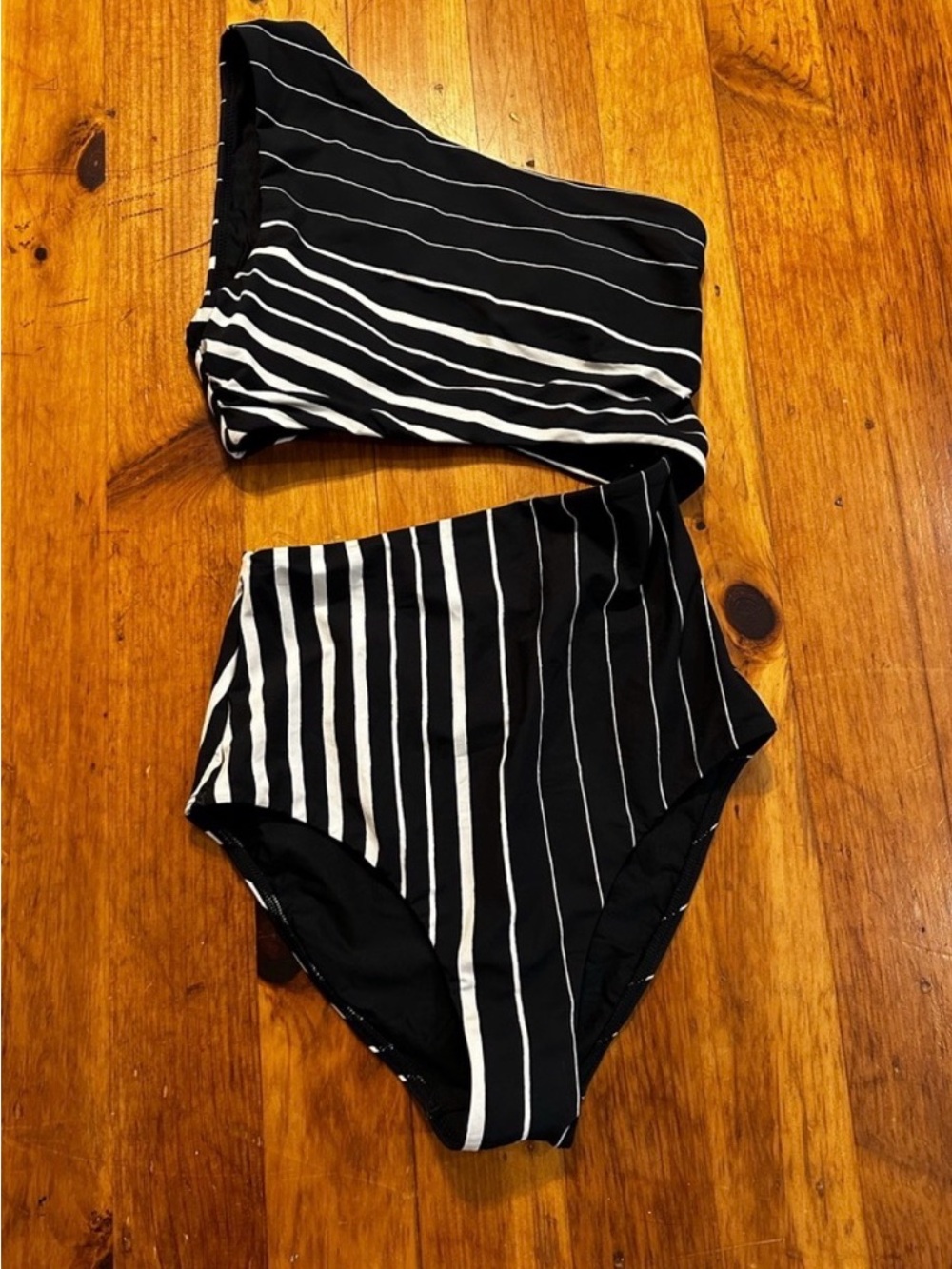 JETS Lunar One Piece Swimsuit - Picture 4 of 6